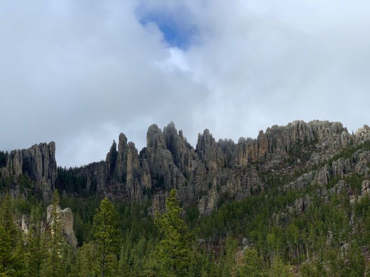 mt-rushmore-crazy-horse-custer-state-park-monument-tour