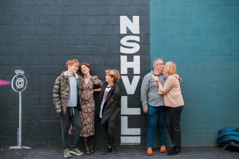 nashville-walking-tour-and-photoshoot-in-the-gulch
