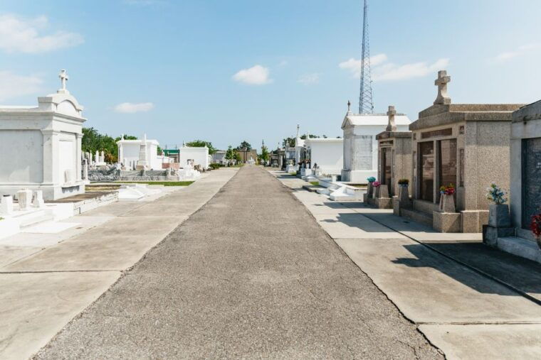 new-orleans-cemetery-tour