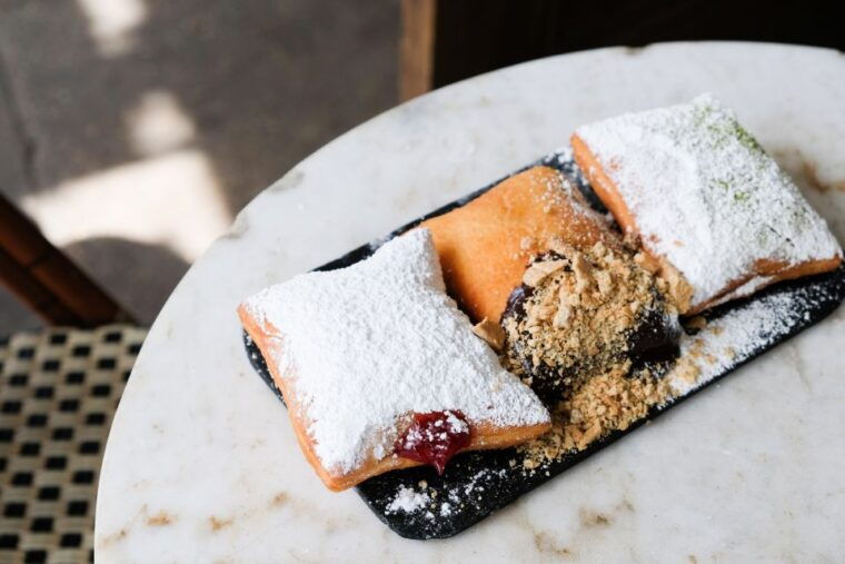 new-orleans-guided-delicious-beignet-tour-with-tastings