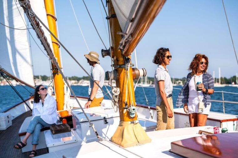 newport-day-sailing-and-sightseeing-boat-tour-on-a-schooner