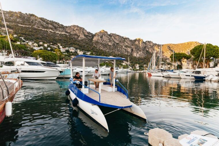 nice-private-sunset-tour-on-solar-powered-boat