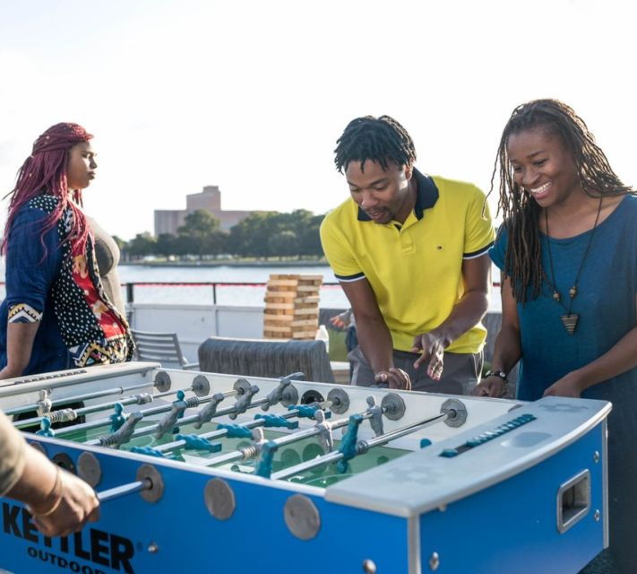 norfolk-elizabeth-river-sunday-buffet-brunch-cruise