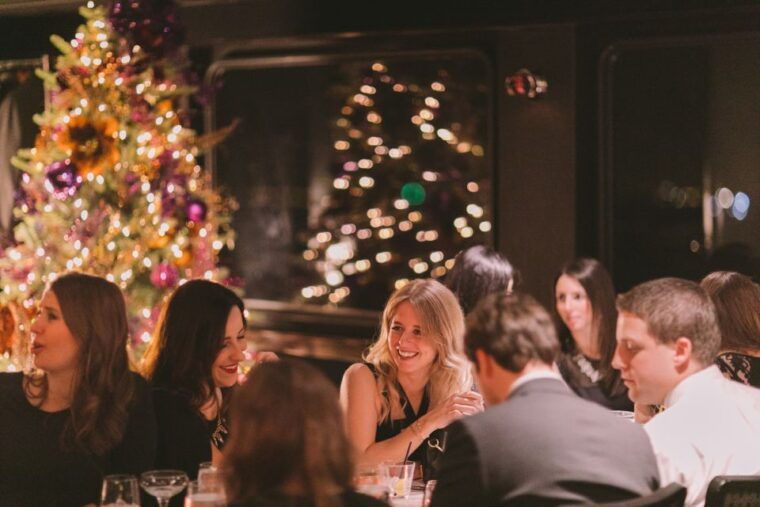 nyc-christmas-eve-buffet-lunch-or-dinner-harbor-cruise