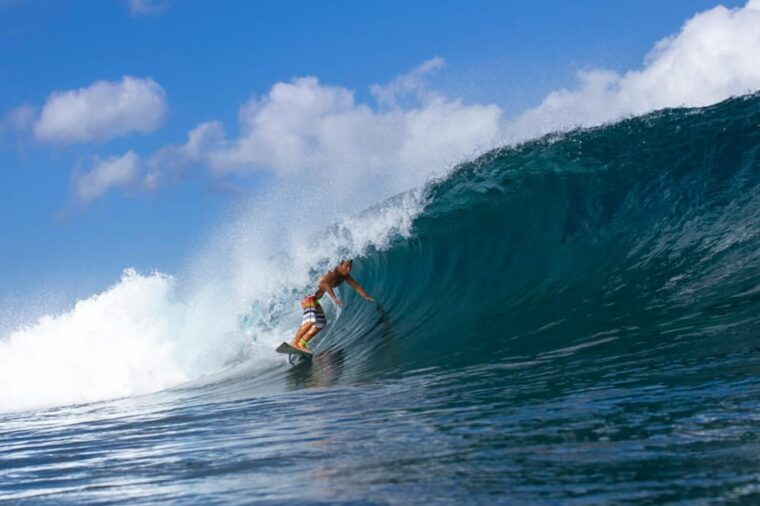 oahu-advanced-group-surf-lesson-on-north-shore
