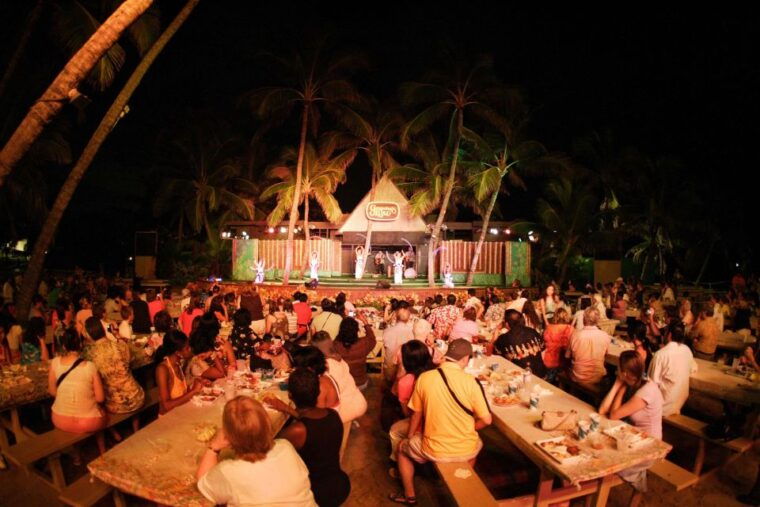 oahu-germaines-traditional-luau-show-buffet-dinner