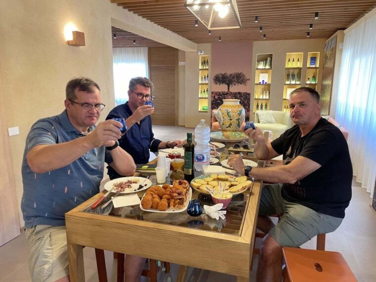 oil-and-food-tasting-in-the-province-of-agrigento