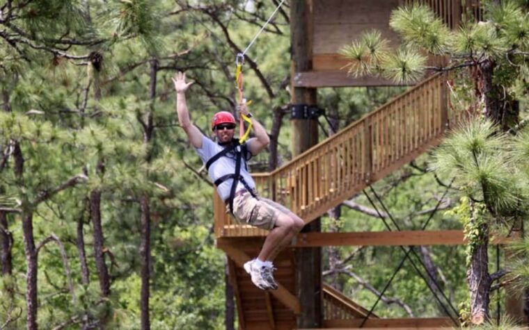 orlando-gatorland-zipline-adventure-w-full-day-park-access
