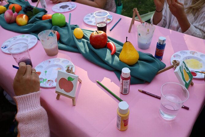 paint-tiny-canvases-in-forsyth-park