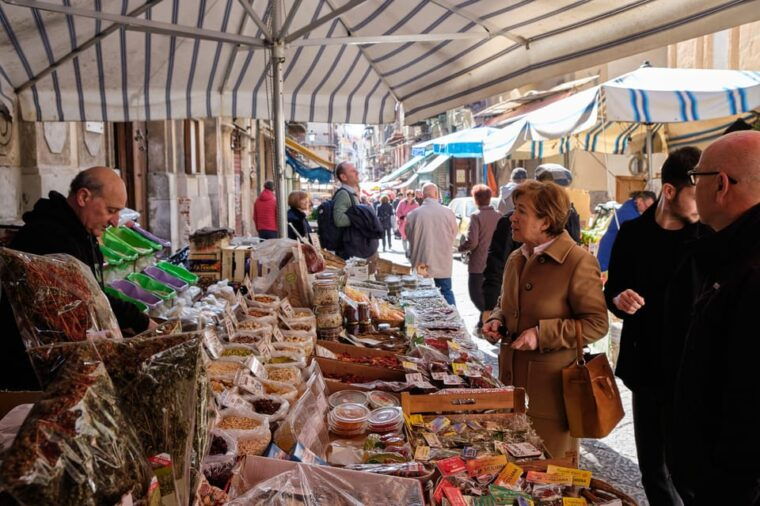 palermo-shopping-at-capo-market-and-sicilian-cooking-class