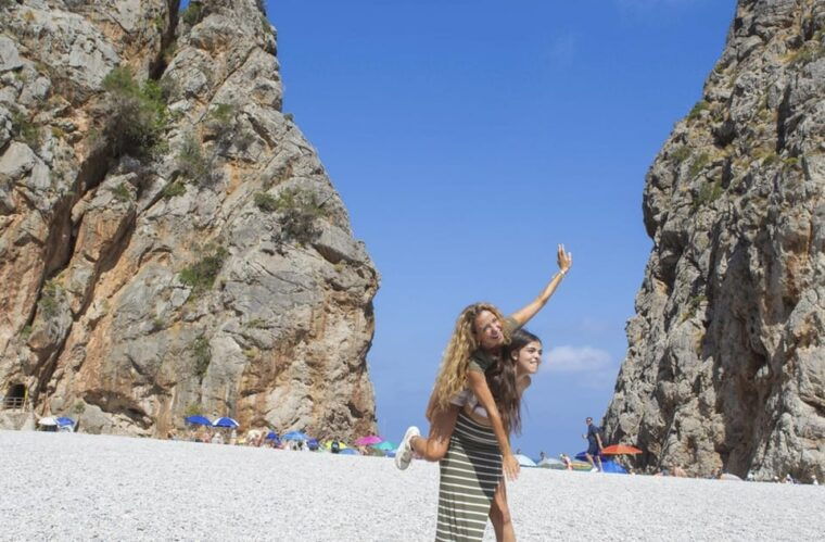palma-mallorca-island-tour-via-boat-train-and-bus