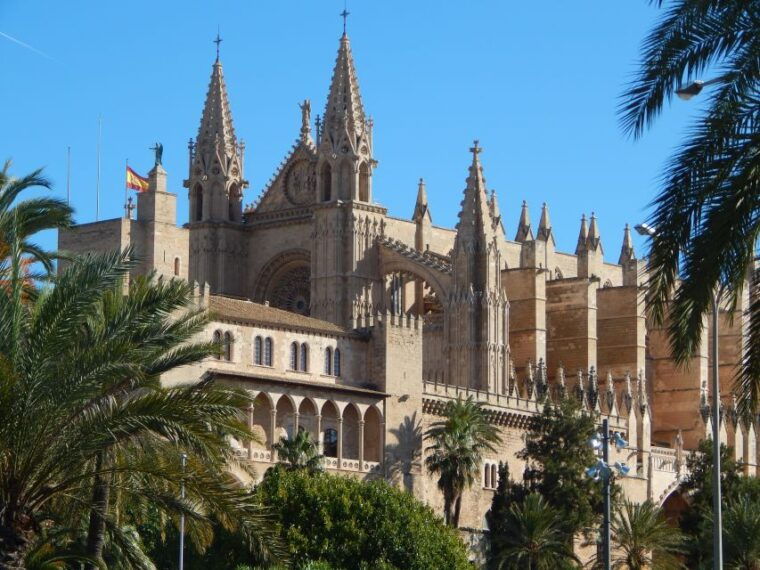 palma-old-town-tour-cathedral-skip-the-line-ticket