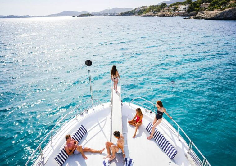 palma-palma-bay-boat-tour-snorkeling-with-drink-included
