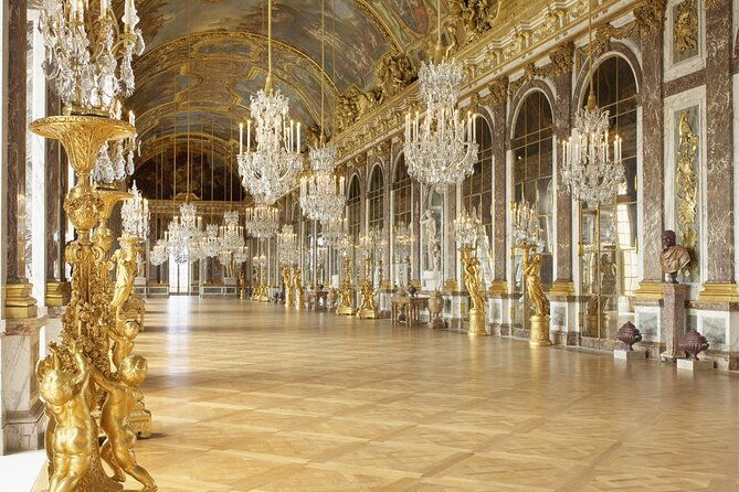 paris-versailles-king-palace-with-official-tour-guide