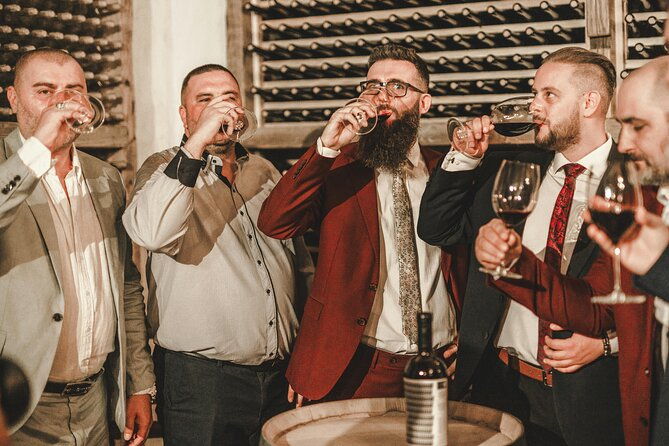 pensacola-wedding-crashers-bridal-party-tour-scavenger-hunt