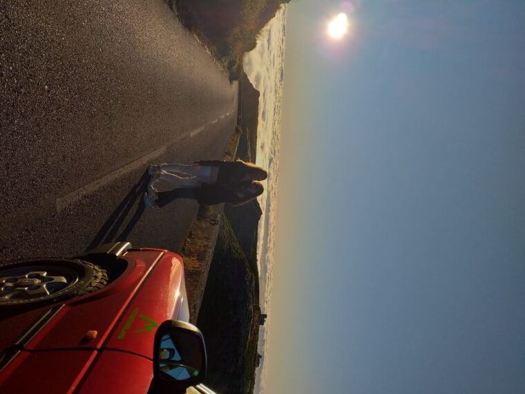 pico-do-arieiro-private-4x4-sunrise-trip-with-hot-drinks