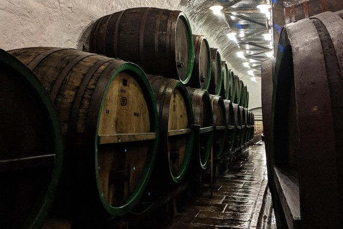 pilsner-urquel-brewery-with-tasting-sightseeing-from-prague