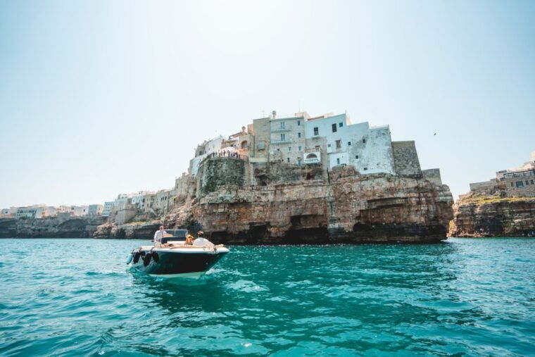 polignano-a-mare-boat-cruise-to-scenic-caves-with-prosecco