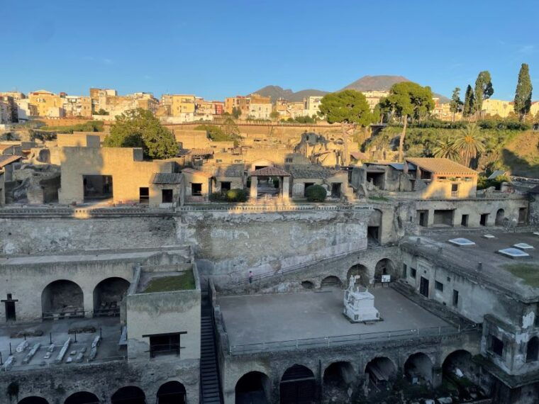 pompeii-and-herculaneum-guided-tour-with-an-archaeologist