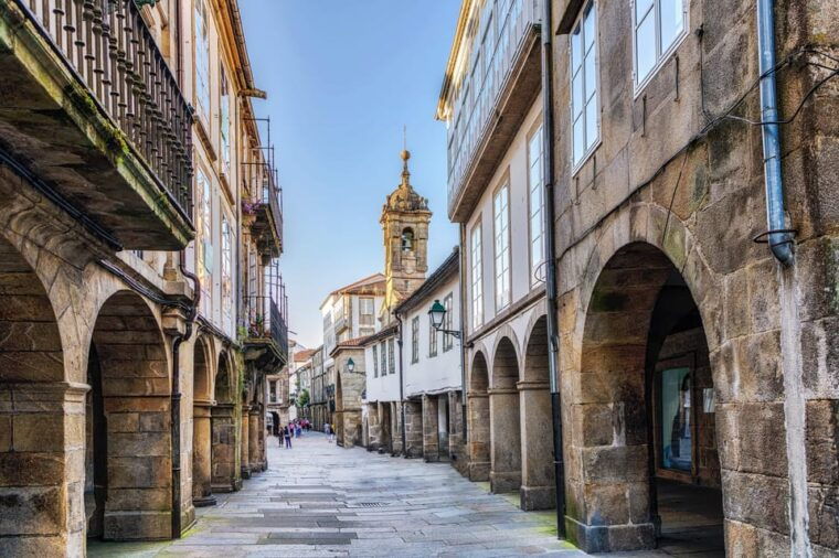 porto-santiago-de-compostela-and-valenca-do-minho-day-tour