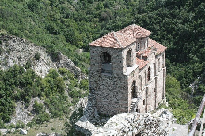 private-1-day-trip-to-wonderful-bridges-bachkovo-asens-fortress-from-plovdiv