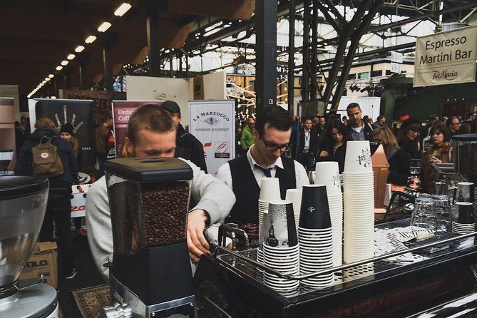 private-amsterdam-red-light-district-and-coffee-shop-tour-with-expert-guide