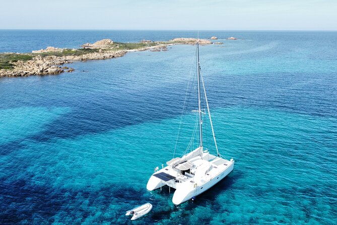 private-catamaran-sailing-trip-around-la-caletta-berchida-sardinia