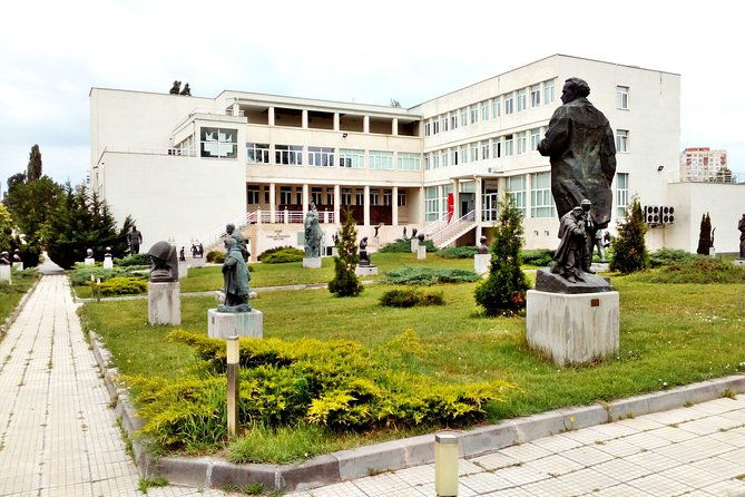 private-communist-sofia-walking-tour