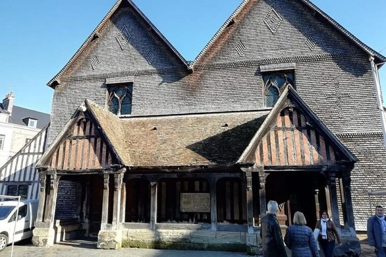 private-day-in-etretat-and-honfleur-the-jewels-of-normandy