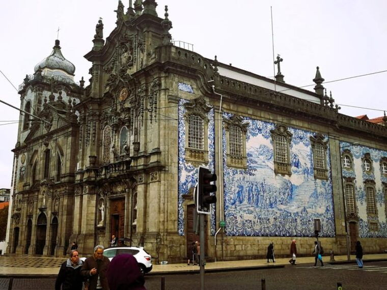 private-day-tour-to-porto-with-maximum-2-stop-in-the-way