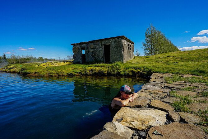 private-golden-circle-with-photographer-lunch-secret-lagoon