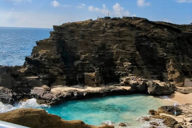 private-island-tours-and-charters-through-the-island-of-oahu