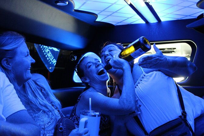 private-limo-2-5hr-tour-of-vegas-with-champagne