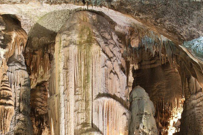 private-postojna-cave-predjama-castle-tour-from-ljubljana