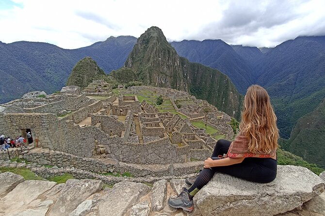 private-tour-in-machupicchu-with-audio-from-aguas-calientes