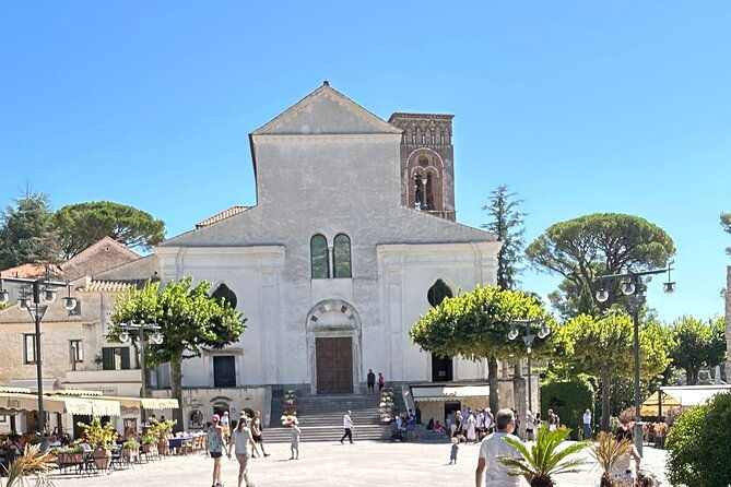 private-tour-into-the-amalfi-coast-from-sorrento-for-cruise