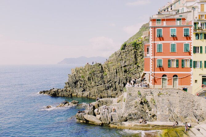 private-tour-of-cinque-terres-wine-tasting-with-a-local