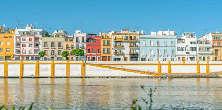 private-tour-of-sevillejewish-quarter-and-plaza-espana