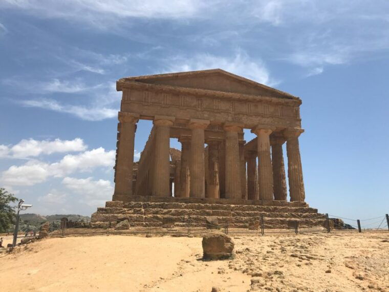 private-tour-of-villa-romana-del-casale-valley-of-temples