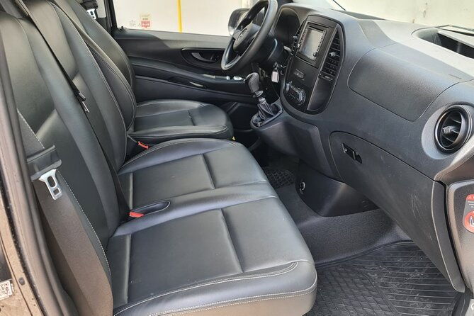 private-transfer-from-or-to-kyllini-to-or-from-kalamata-airport