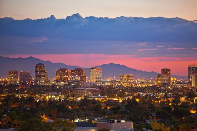 private-transfer-from-phoenix-to-sky-harbor-airport-phx-in-luxury-van