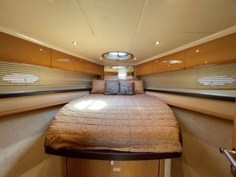 puerto-banus-half-day-luxury-boat-experience