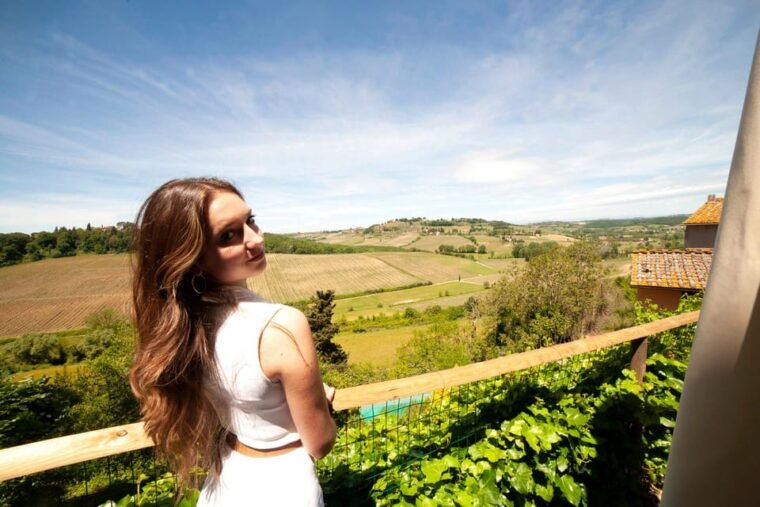 romantic-escape-in-tuscany-with-overnight-and-wine-tasting