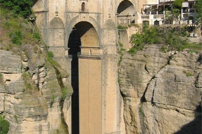 ronda-and-white-village-of-setenil-private-tours-from-granada-up-to-8-persons