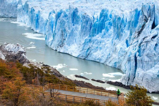 round-trip-ticket-bus-to-perito-moreno-glacier-from-el-calafate