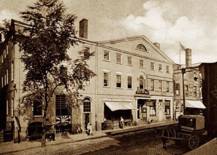salem-101-general-history-tour