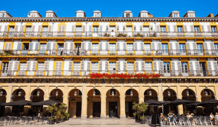 san-sebastian-complete-private-walking-tour-monte-igeldo