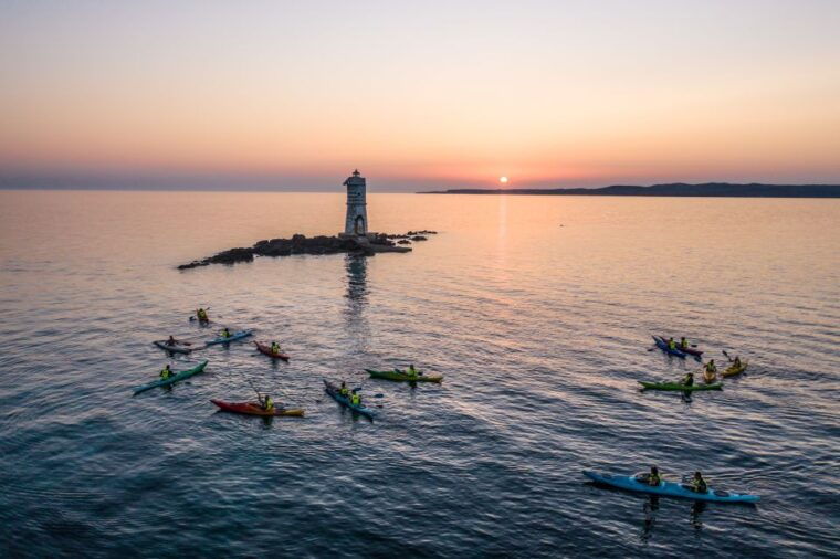 santantioco-island-sea-kayak-tour