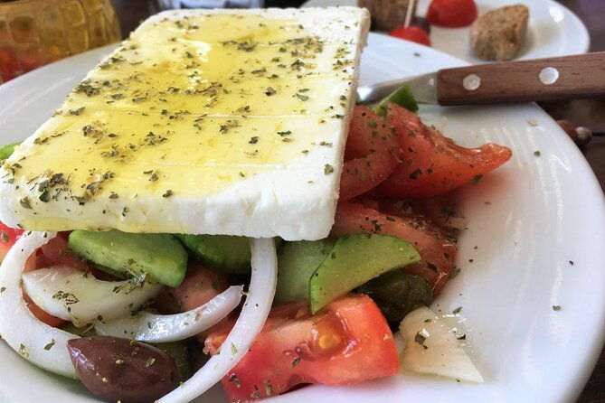santorini-local-hangouts-insiders-5-hour-private-tour