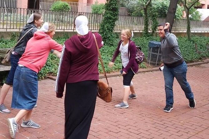 scavenger-hunt-by-wacky-walks